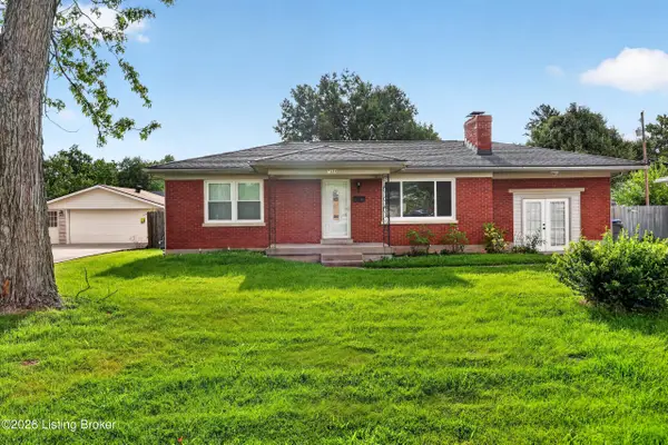 7484 Greenwood Manor Rd, Louisville, KY 40258