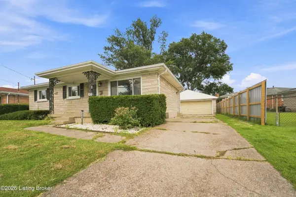 3455 Heatherfield Dr, Louisville, KY 40216