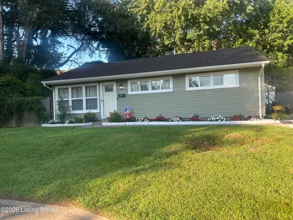 2910 Garey Ln, Louisville, KY 40216