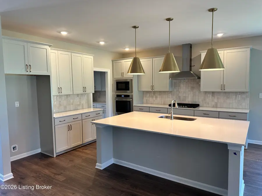 6827 Meadows Bend Ct, Orchard Grass, KY 40014 - #2