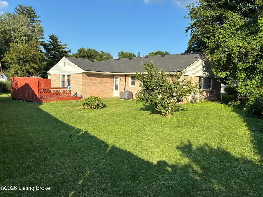 9801 Tucson Ct, Louisville, KY 40223 - #2
