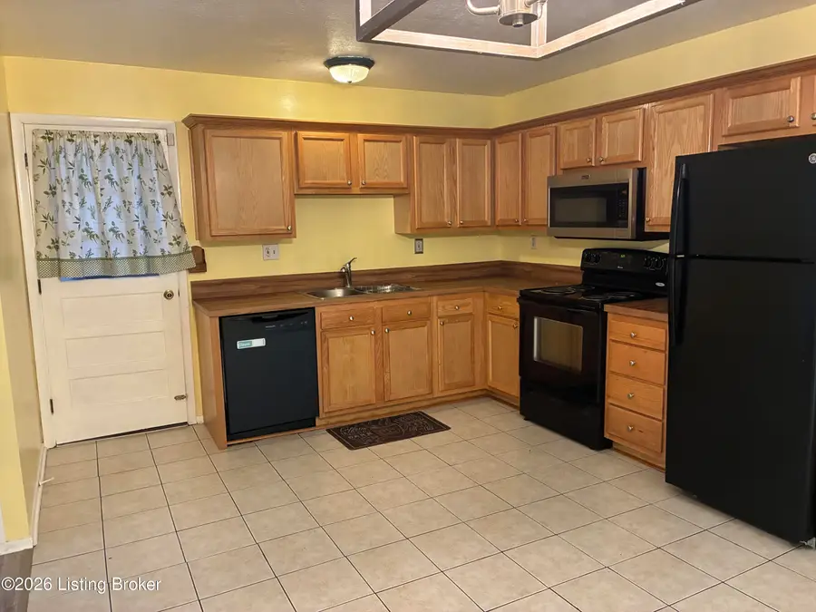 9801 Tucson Ct, Louisville, KY 40223 - #3