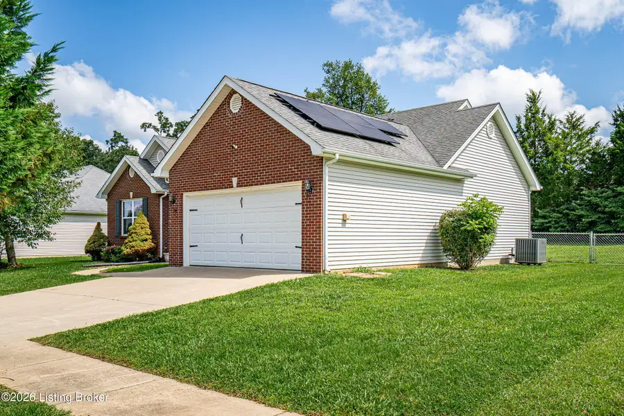 154 Wiltshire Ave, Vine Grove, KY 40175 - #3