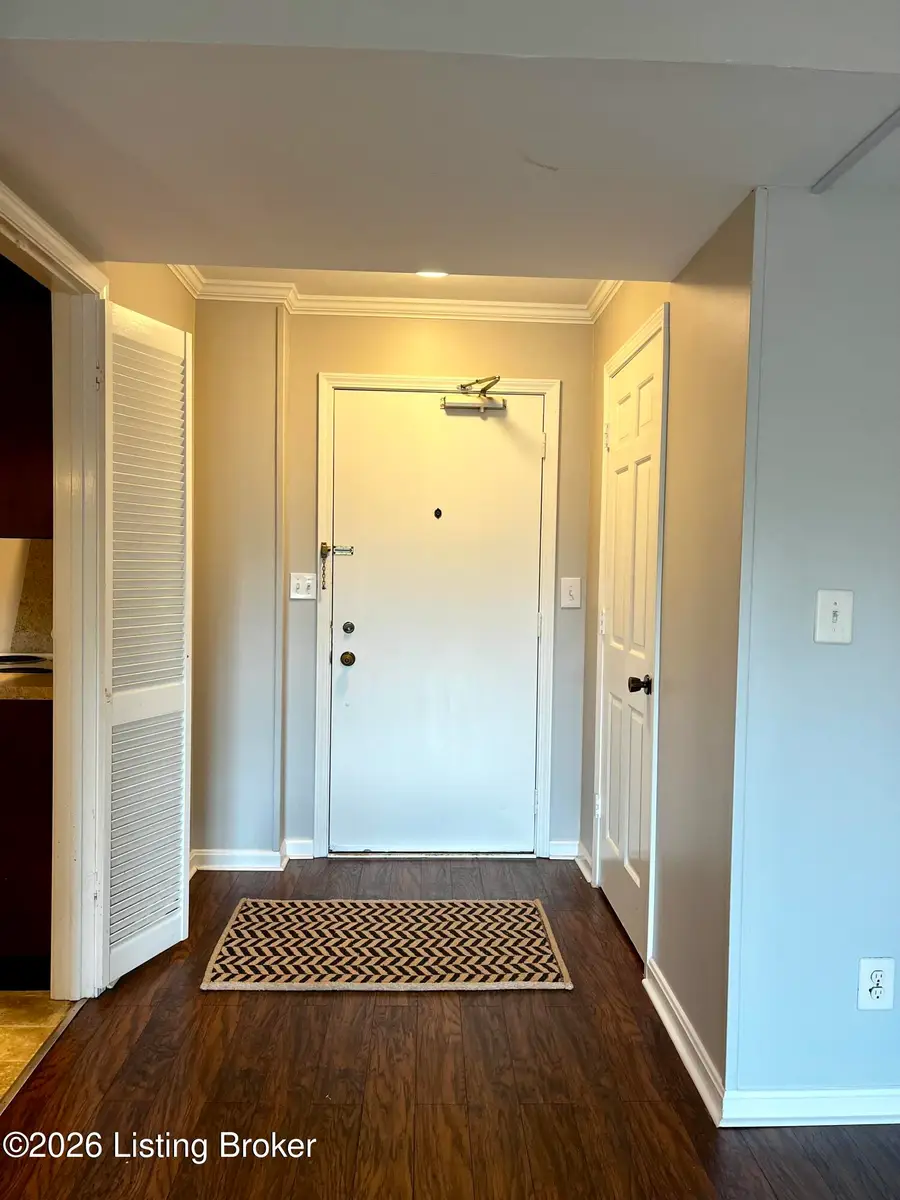 2845 Hikes Ln #206, Louisville, KY 40218 - #2