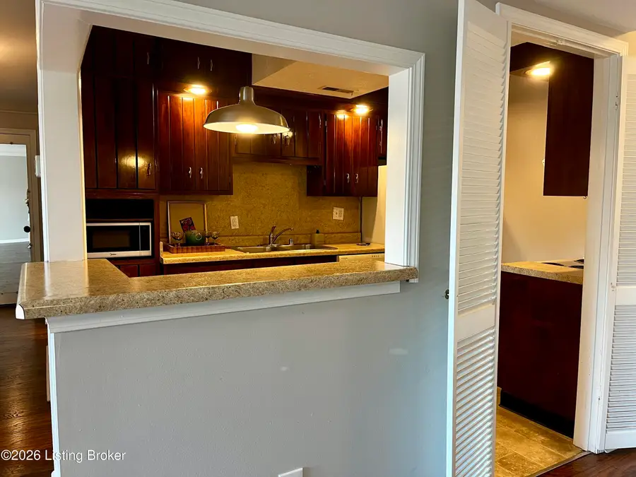 2845 Hikes Ln #206, Louisville, KY 40218 - #3