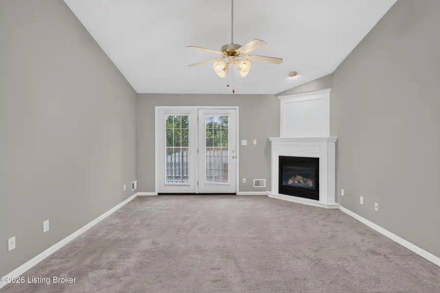 1101 Powerhouse Ln #204, Louisville, KY 40242 - #3
