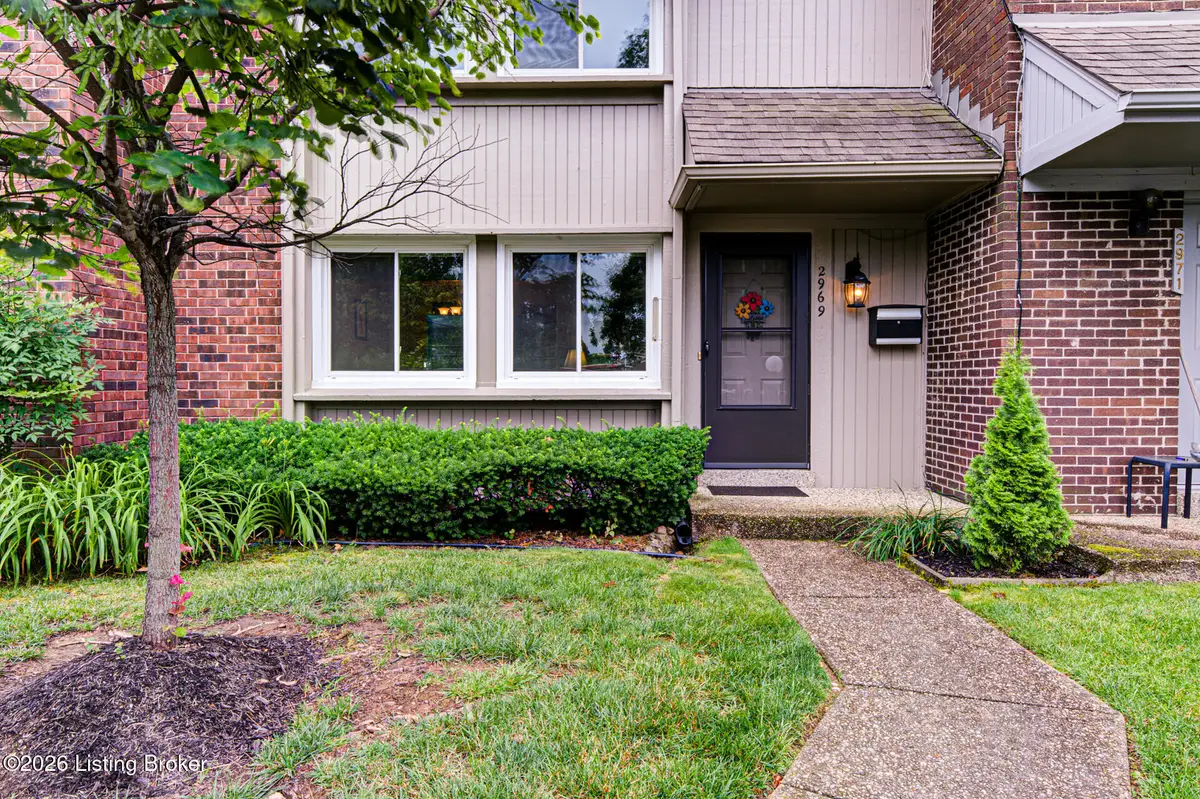 2969 Six Mile Ln, Louisville, KY 40220 - #1