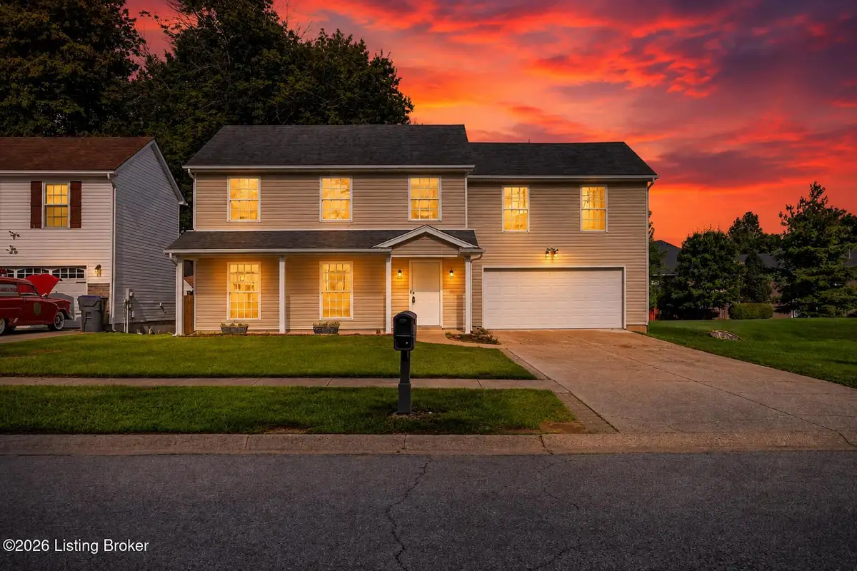 8113 Apple Valley Dr, Louisville, KY 40228 - #1