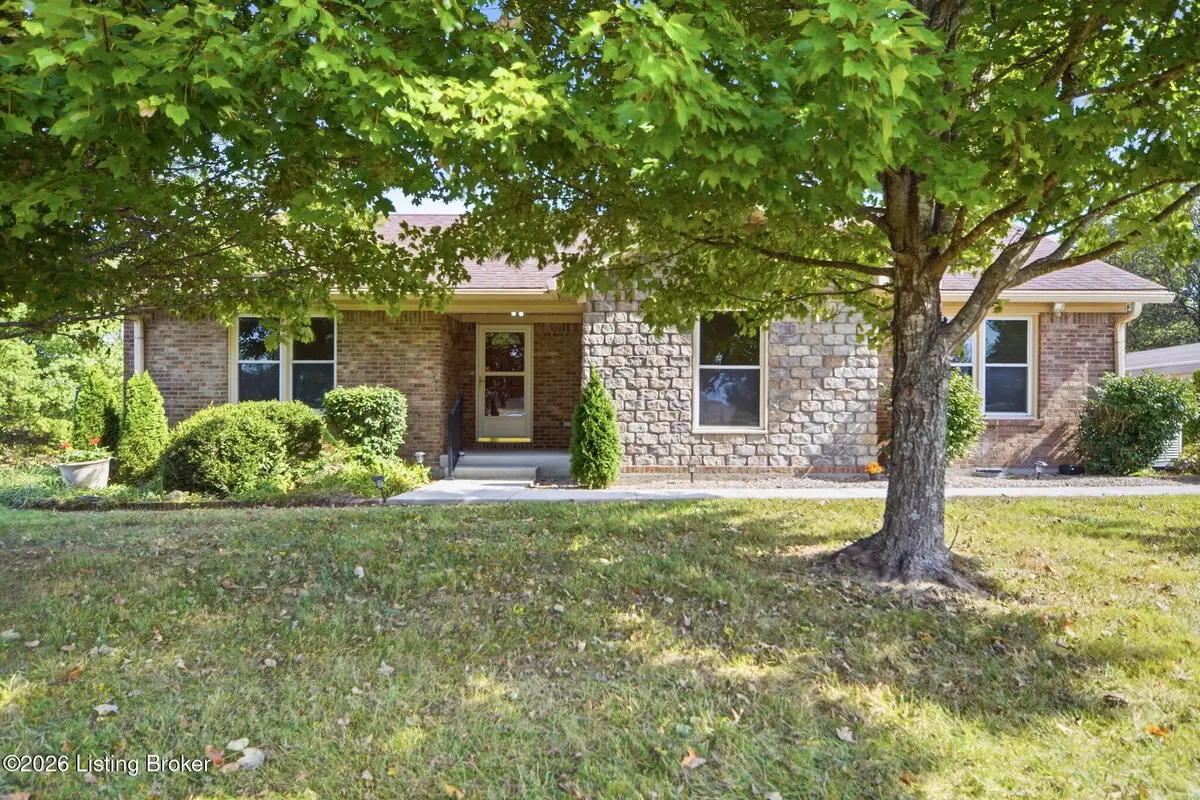 3751 Meadowbrook Ln, Bardstown, KY 40004 - #1