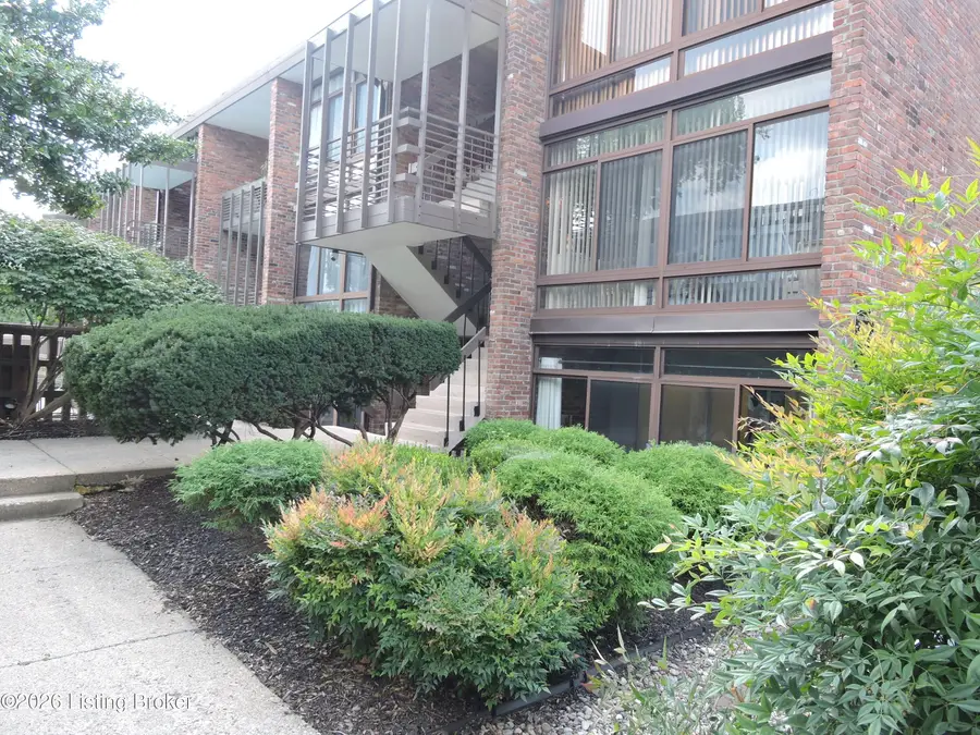 1040 Cherokee Rd #APT A1, Louisville, KY 40204 - #2