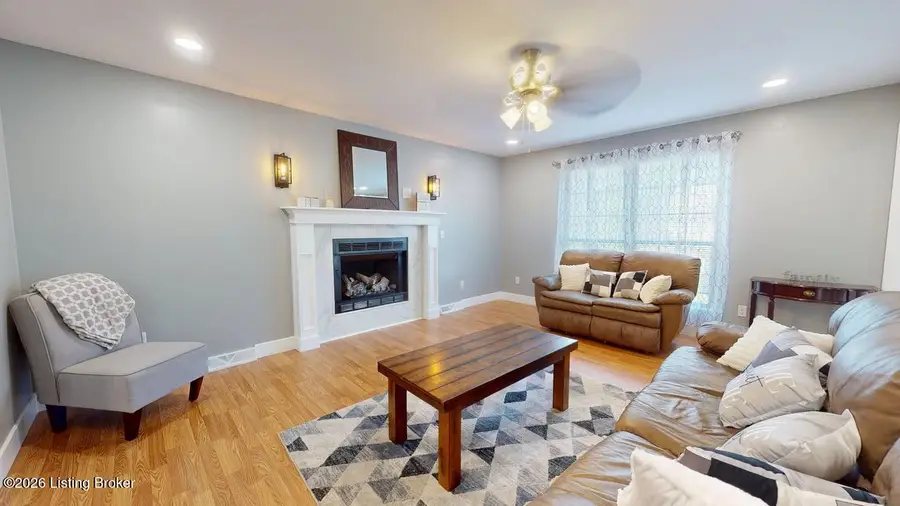 409 College View Dr, Elizabethtown, KY 42701 - #2