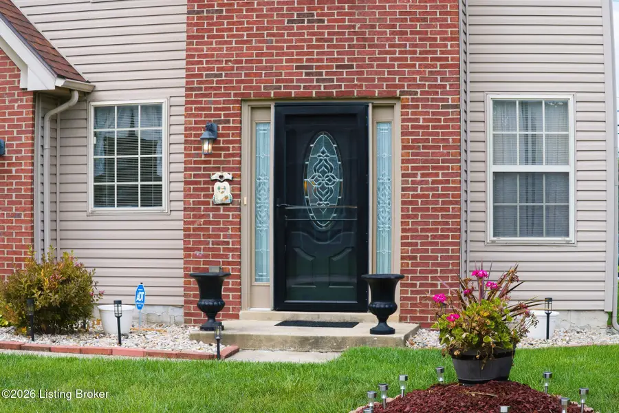 6030 Woodhaven Pl Cir, Louisville, KY 40228 - #3