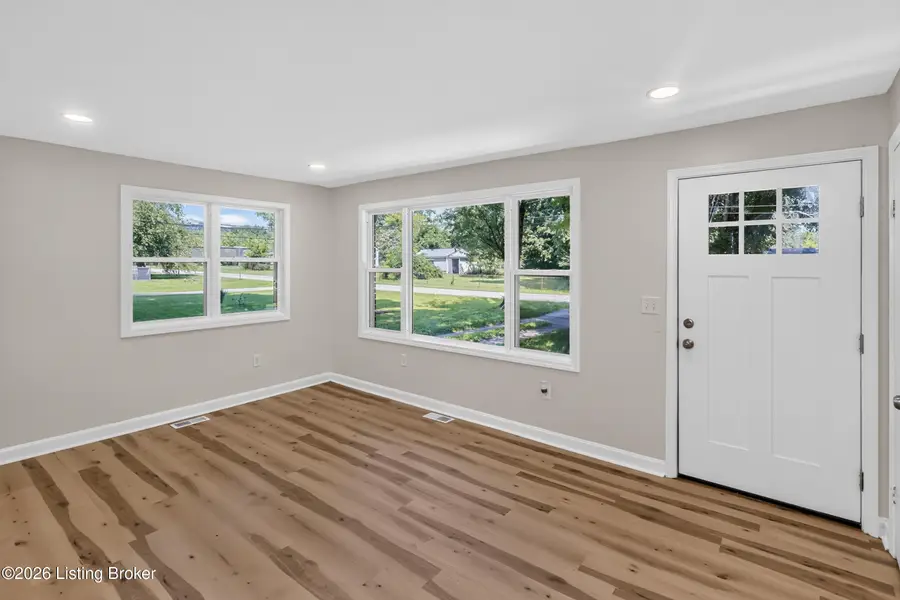 7806 Edna M Rd, Louisville, KY 40258 - #3