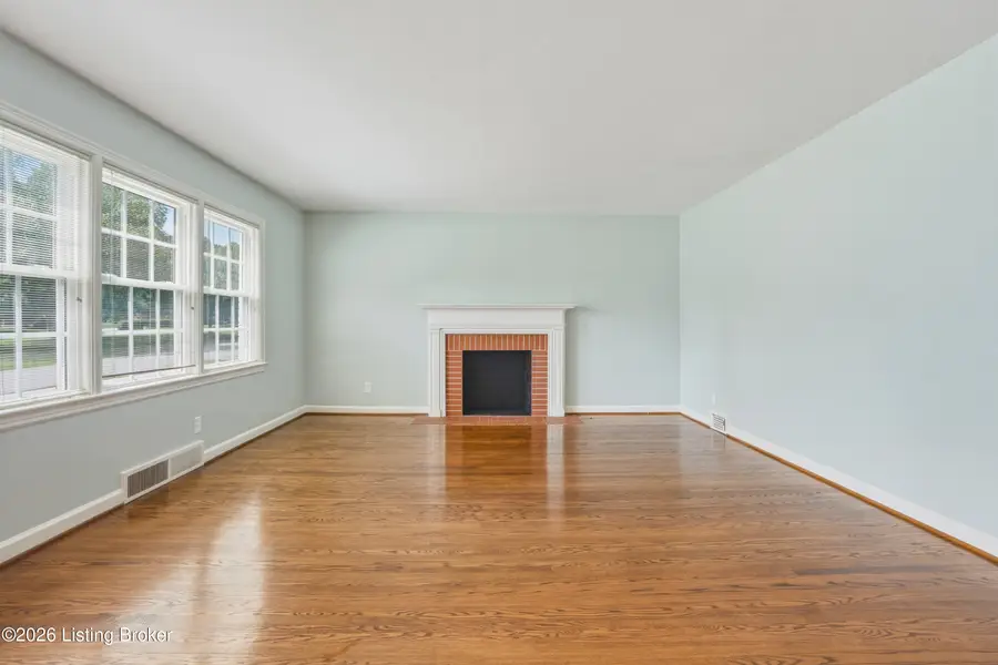 3717 Hillsboro Rd, Louisville, KY 40207 - #3