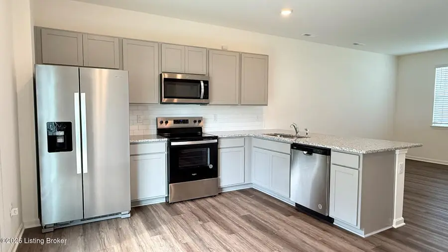 3507 Laura Dr, Jeffersonville, IN 47130 - #2