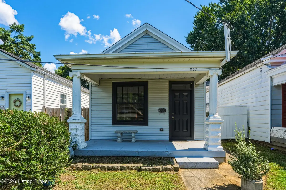 257 Delmont Ave, Louisville, KY 40206 - #1