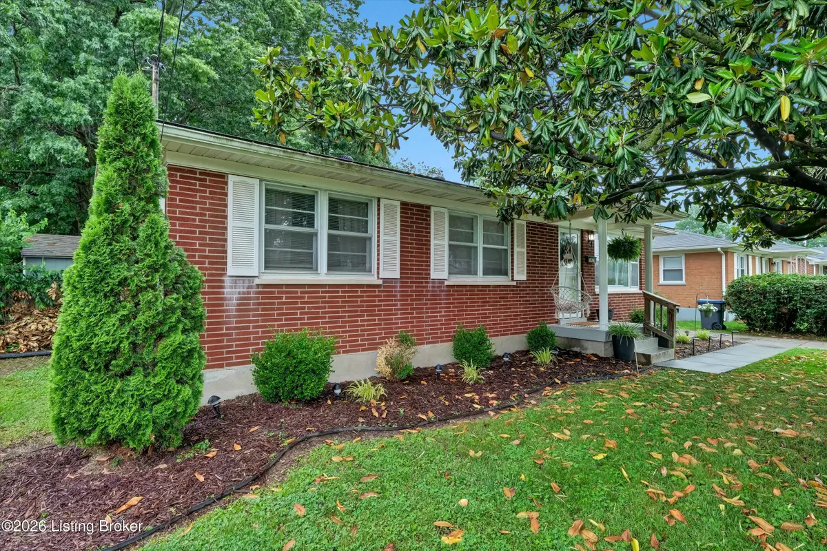 1924 White Oak Ln, Louisville, KY 40216 - #1