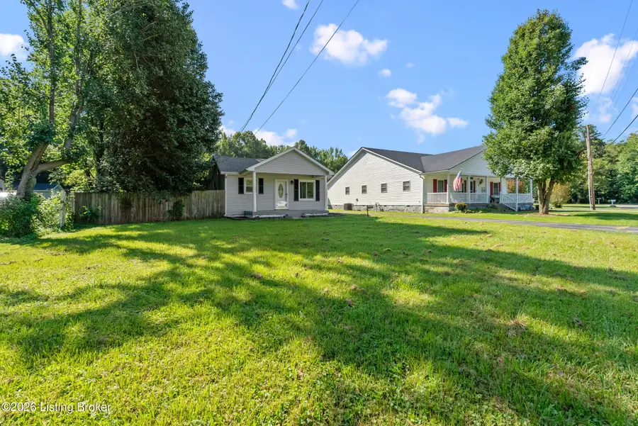 9745 Mason Ln, Fairdale, KY 40118 - #3