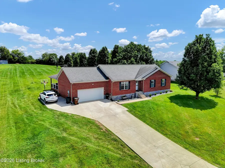 193 Ashland Meadows Dr, Taylorsville, KY 40071 - #2