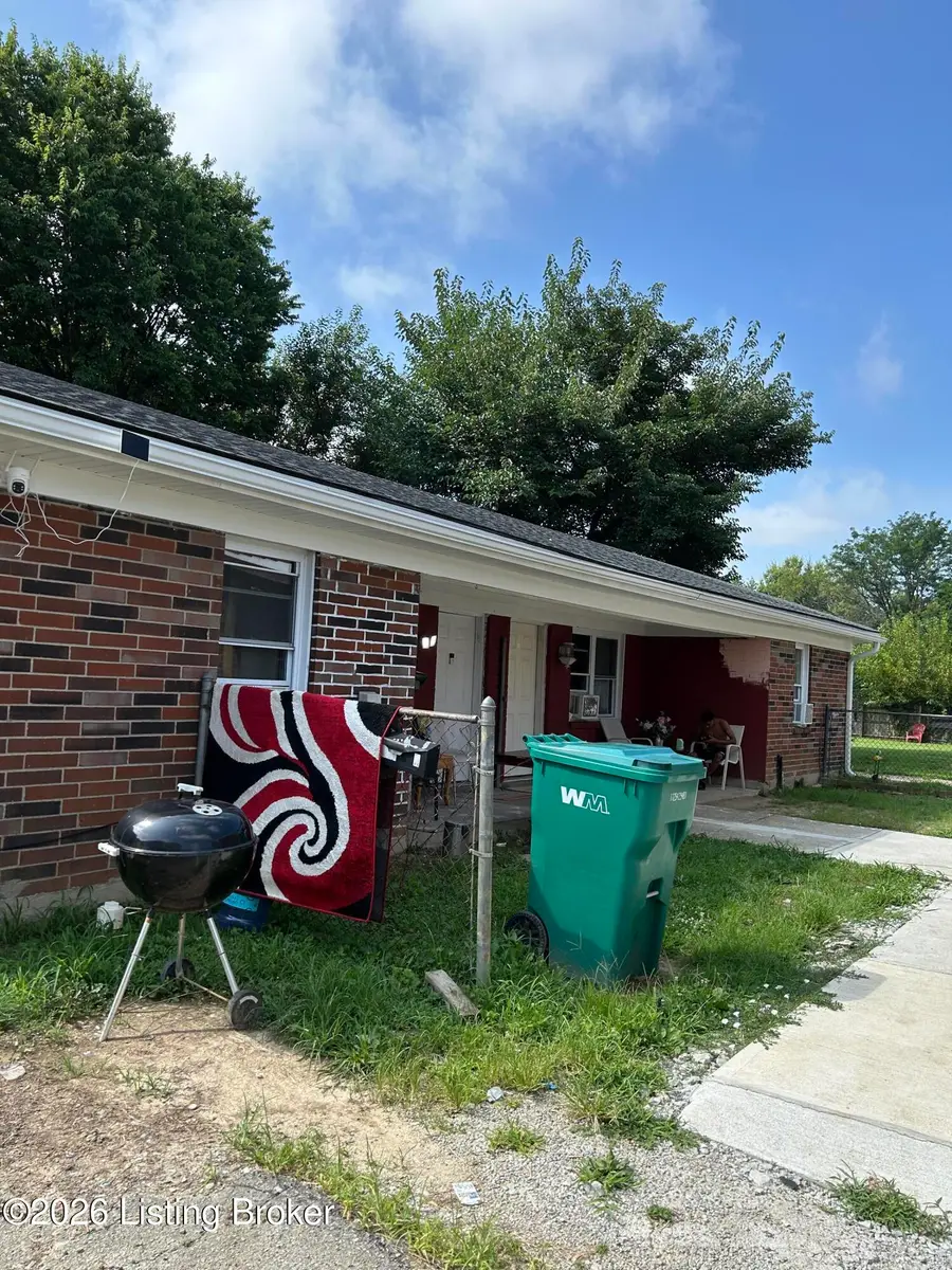 4617 Beechbrook Rd #A & B, Louisville, KY 40218 - #2