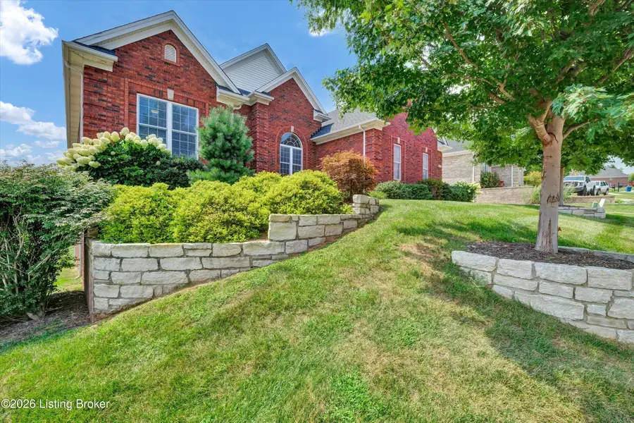 5512 Valley Park Dr, Louisville, KY 40299 - #3
