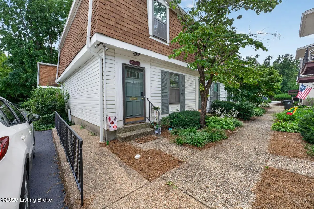 211 Fairfax Ave #6, Louisville, KY 40207 - #1