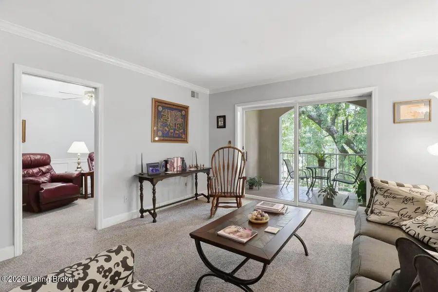 5601 Coach Gate Wynde #24, Louisville, KY 40207 - #2
