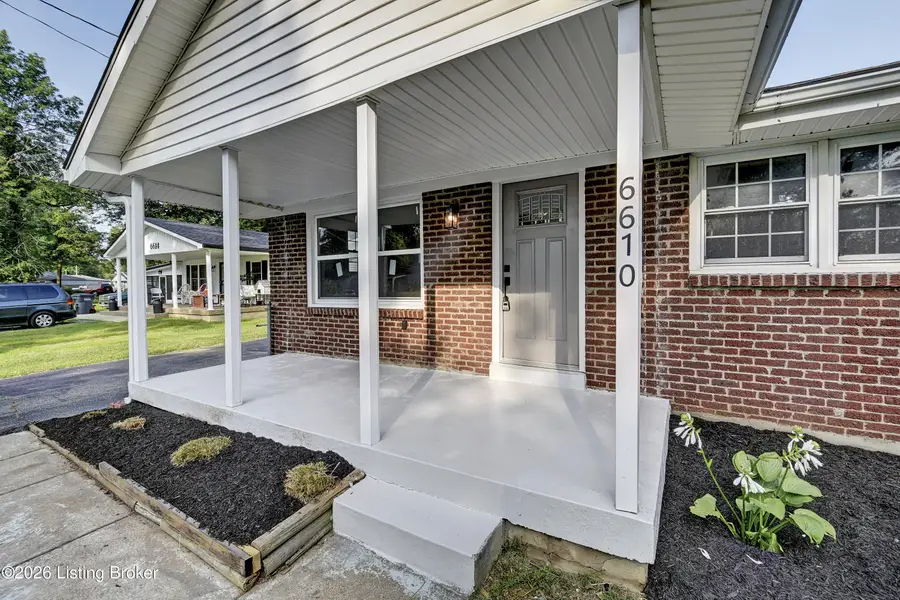6610 Memory Ln, Louisville, KY 40258 - #2