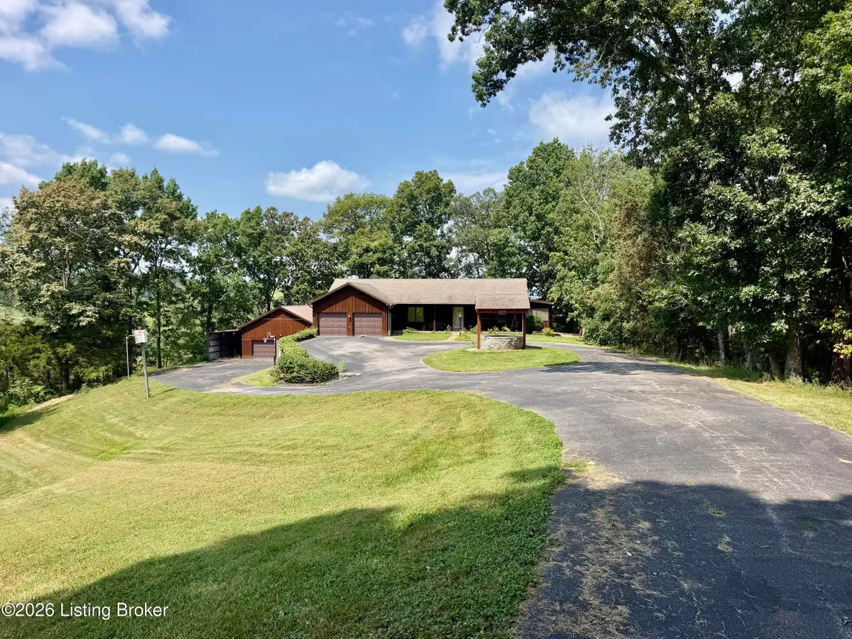 7296 Bardstown Rd, Springfield, KY 40069 - #1