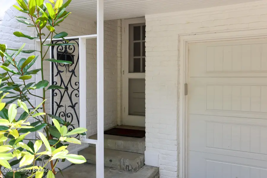602 Sunset Rd, Louisville, KY 40206 - #3