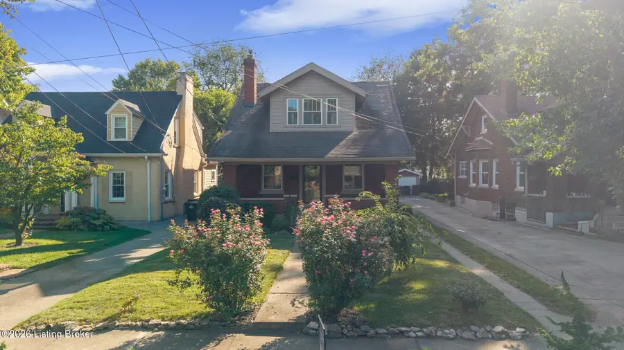 208 Oxford Pl, Louisville, KY 40207 - #3