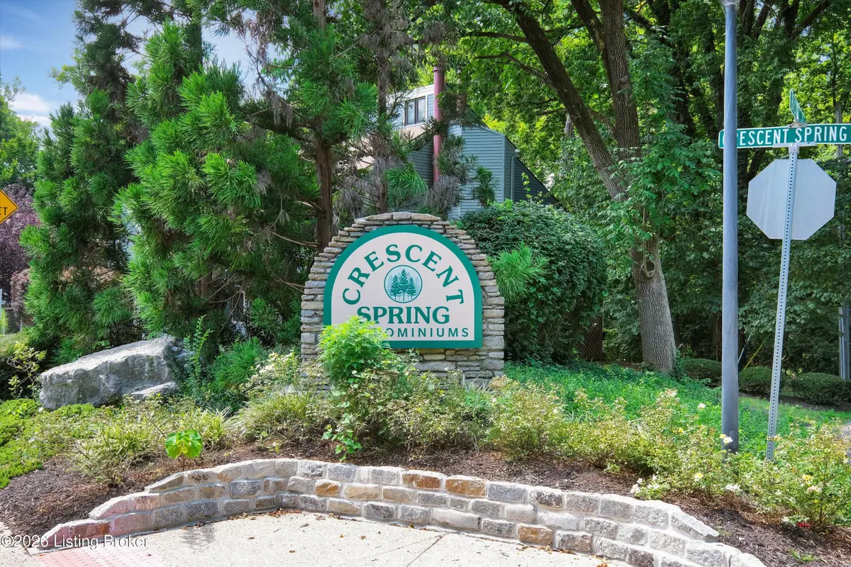 348 Crescent Spring Dr, Louisville, KY 40206 - #1