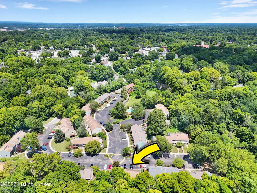 348 Crescent Spring Dr, Louisville, KY 40206 - #3