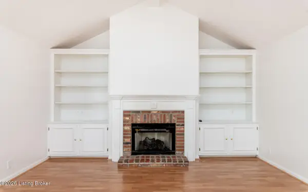 3155 Bushmill Park, Louisville, KY 40241