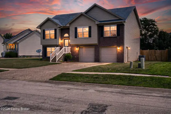 240 Crooked Oak Ct, Shepherdsville, KY 40165