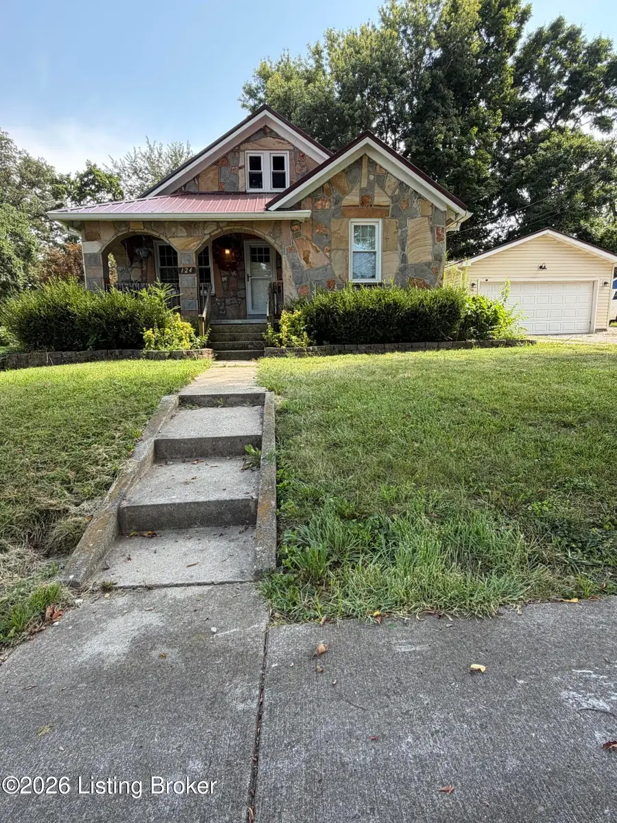 124 W Forest Ave, Hodgenville, KY 42748 - #2