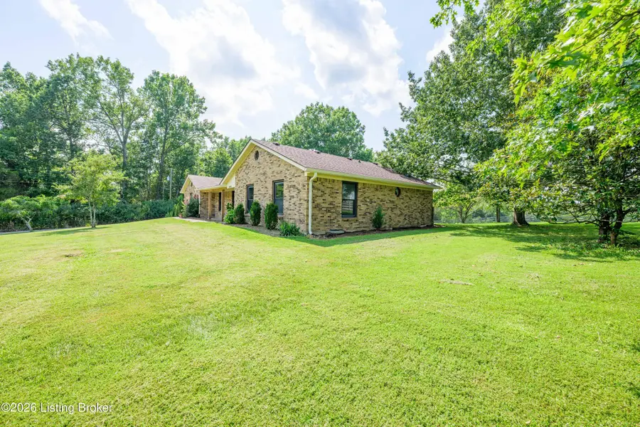 3212 Old Sligo Rd, La Grange, KY 40031 - #2