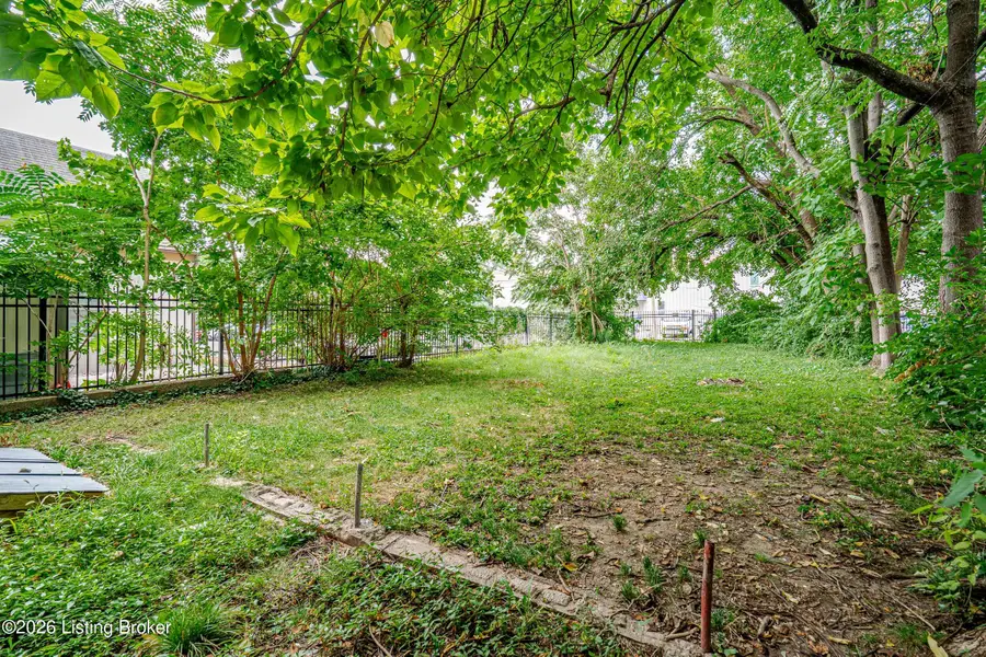 938 S 1st St, Louisville, KY 40203 - #3