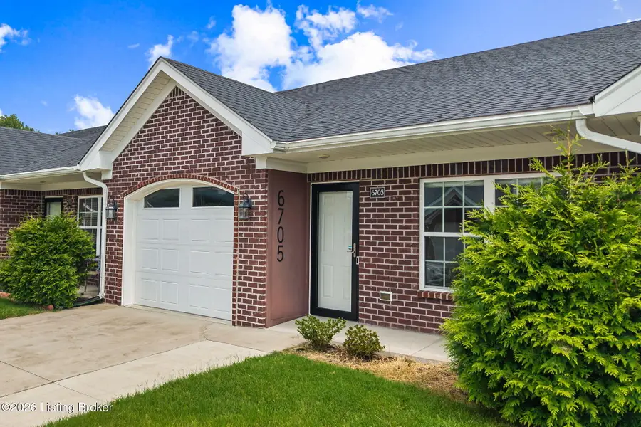 6705 Eagle Wood Dr, Louisville, KY 40272 - #3