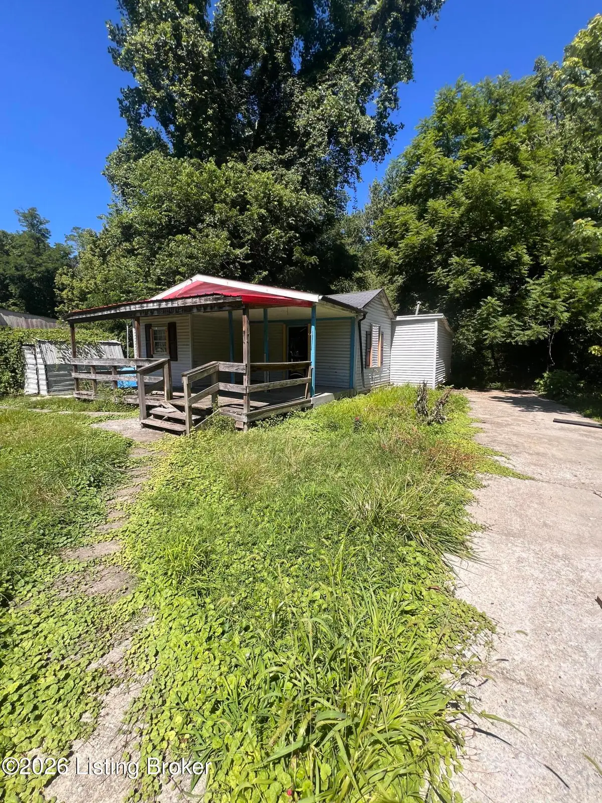 4812 Overbrook Dr, Louisville, KY 40216 - #1