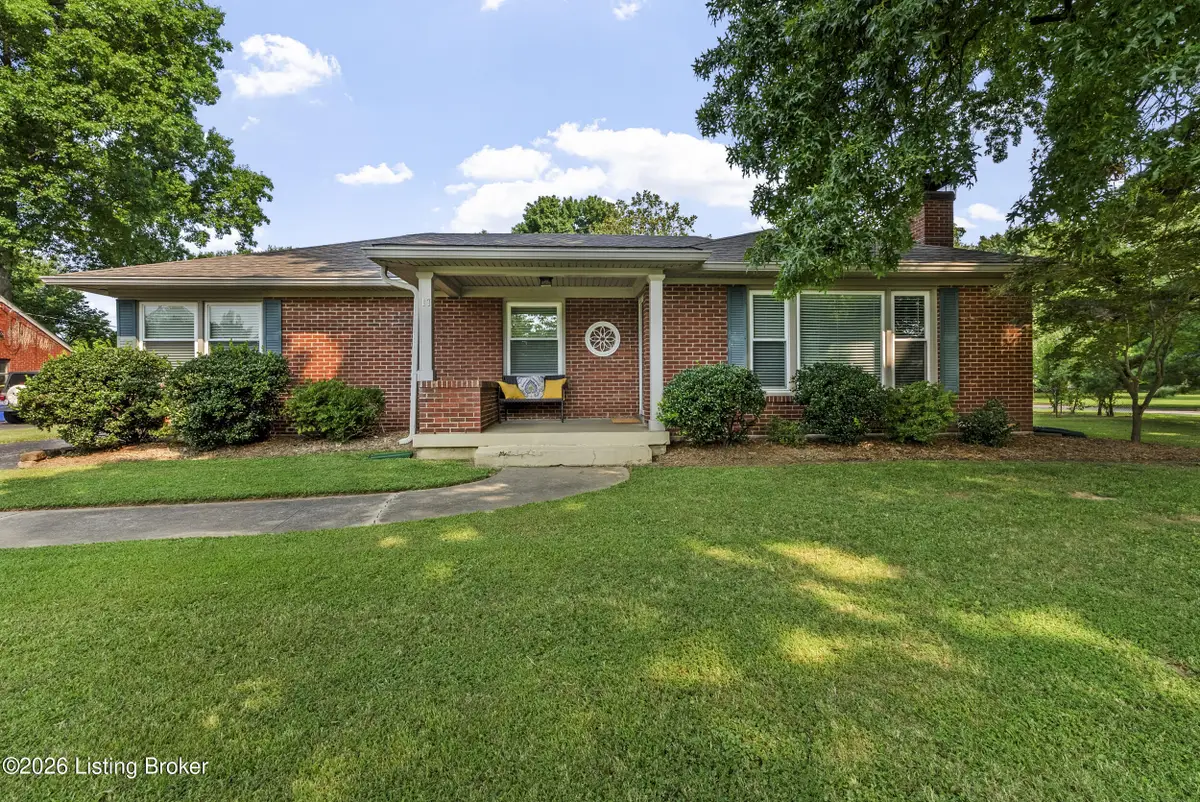 17 Narwood Dr, Louisville, KY 40299 - #1