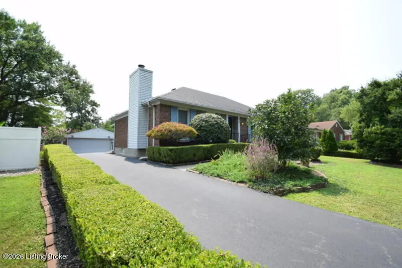 614 Stivers Rd, Louisville, KY 40207 - #3