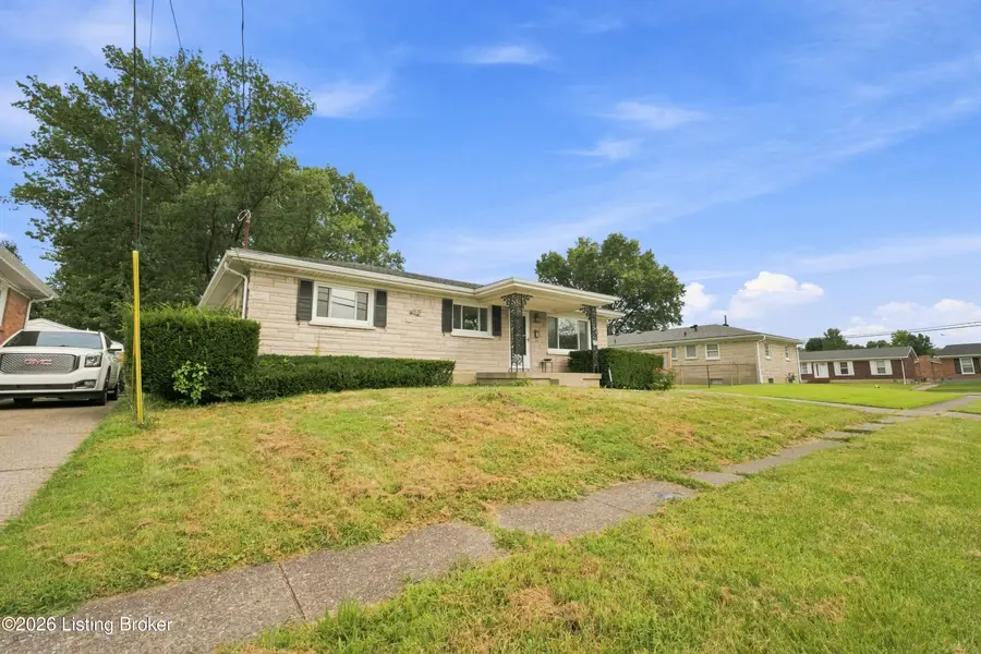 3455 Heatherfield Dr, Louisville, KY 40216 - #3
