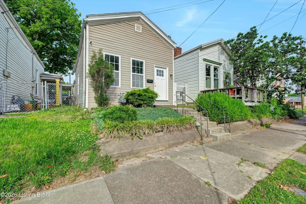 1108 Schiller Ave, Louisville, KY 40204 - #1