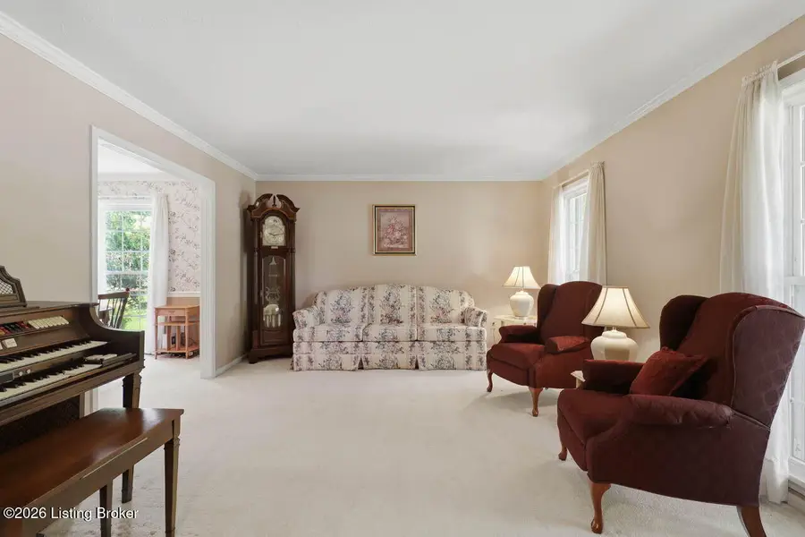 1006 Ambridge Dr, Louisville, KY 40207 - #3