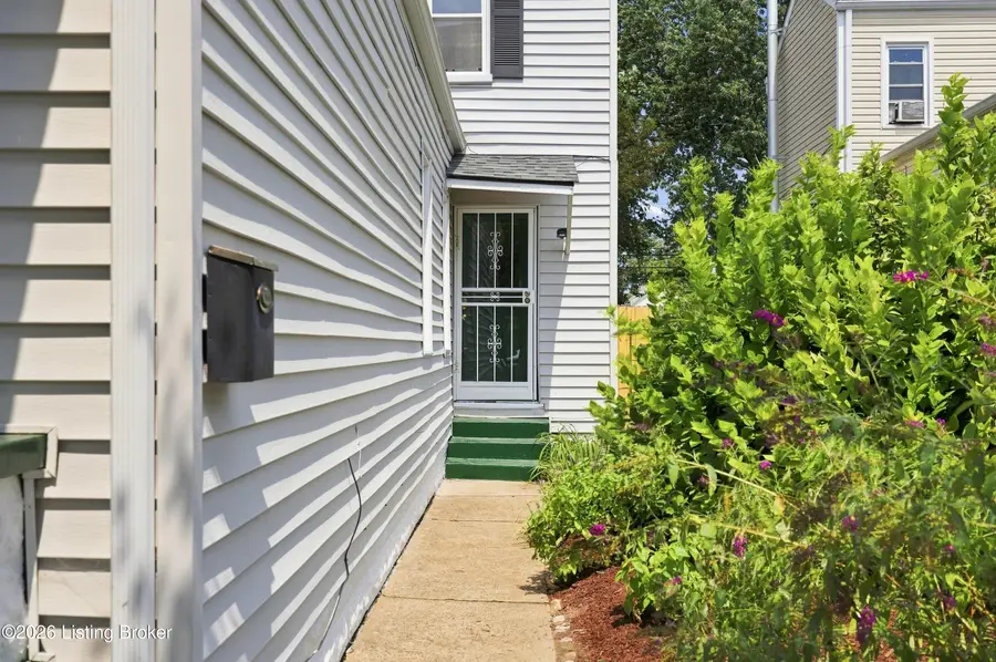 1025 E Burnett Ave, Louisville, KY 40217 - #3