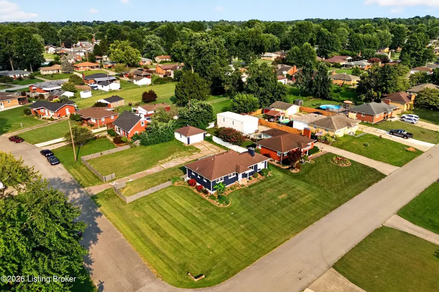 8303 Smithton Rd, Louisville, KY 40219 - #2