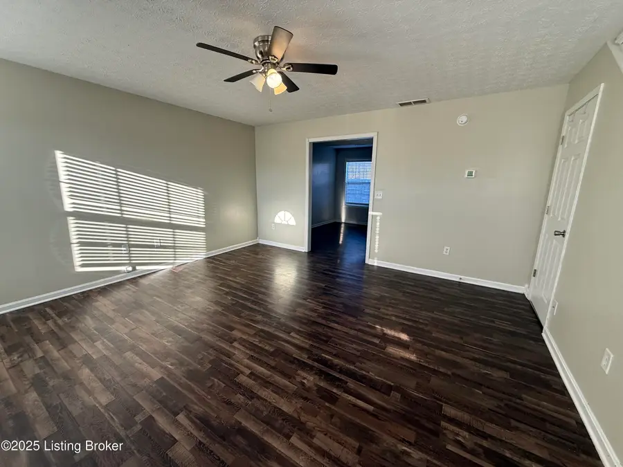 111 Calumet Ct, Elizabethtown, KY 42701 - #2
