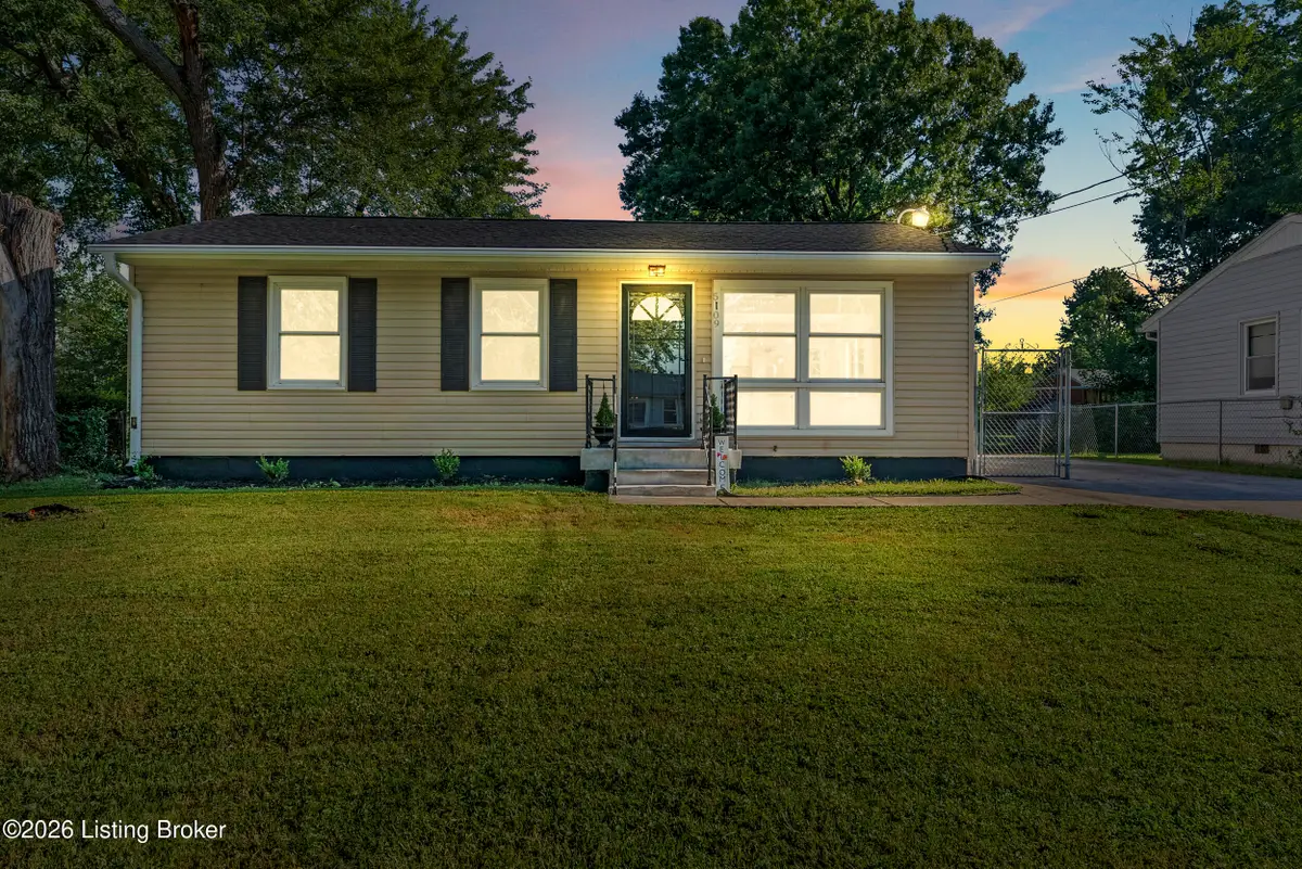 5109 Red Oak Ln, Louisville, KY 40218 - #1