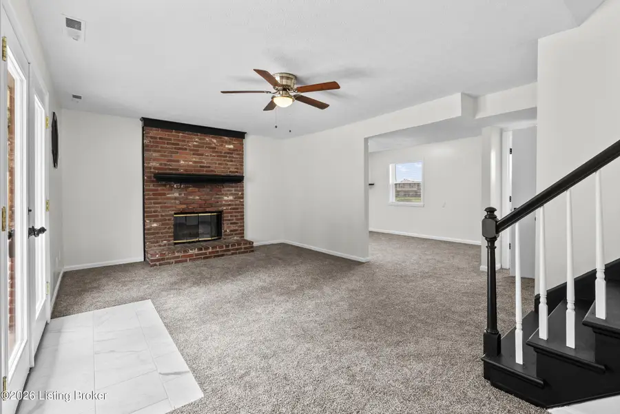7406 Covey Pl, Louisville, KY 40291 - #3